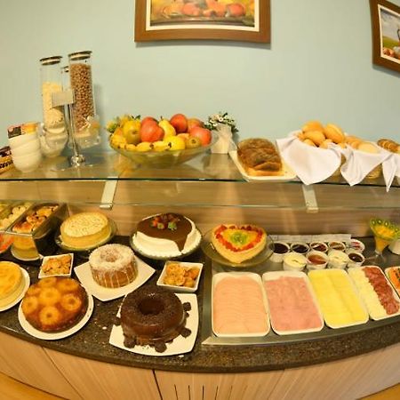 Hotel Pousada Bacanas อาปาเรซิดา ภายนอก รูปภาพ